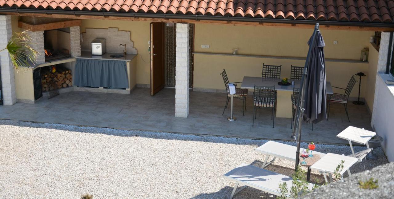 Casa Ferata - Holiday Home Vižinada Exteriér fotografie